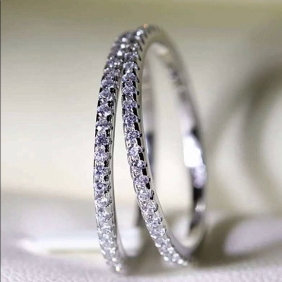 NEW 18K WHITE GOLD DIAMOND ETERNITY STACKABLE RING - Picture 2 of 9